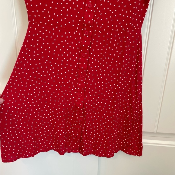 Reformation Noble Dress red white polka dot short sleeve button down size 8 - Picture 8 of 10